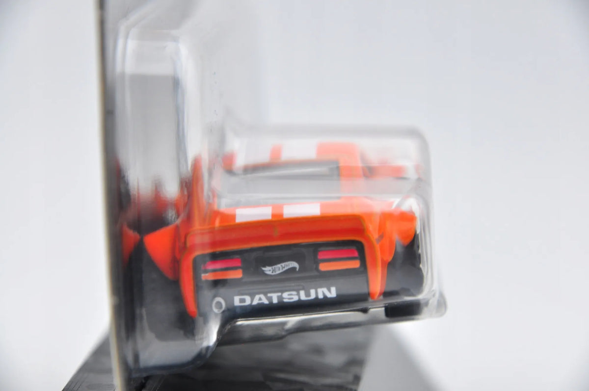 Custom Datsun 240Z Vintage Racing Club Hot Wheels 2023 Pomarań. 1:64 Silver – zdjęcie 4