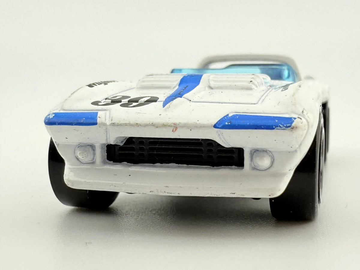 CORVETTE Grand Sport Roadster, Hot Wheels 2018, Die cast FYC55, Biały, 1:64 – zdjęcie 4