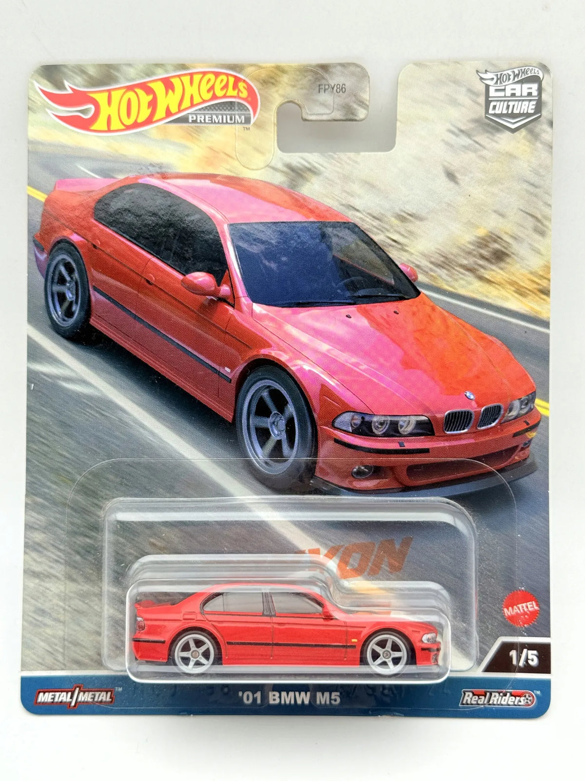 '01 BMW M5 Hot Wheels Premium 2021 Czerwony 1:64 2xMetal – zdjęcie 4