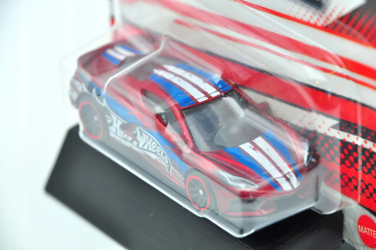 2020 Corvette Stars & Stripes Hot Wheels 2023 Czerwony 1:64 – zdjęcie 4