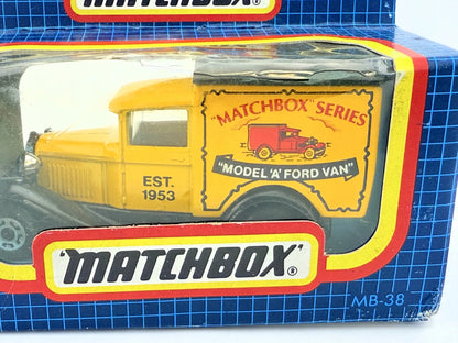 FORD MODEL A VAN, Matchbox, Made in Macau, Die cast Mb-38, Żółty, 1:64 – zdjęcie 4