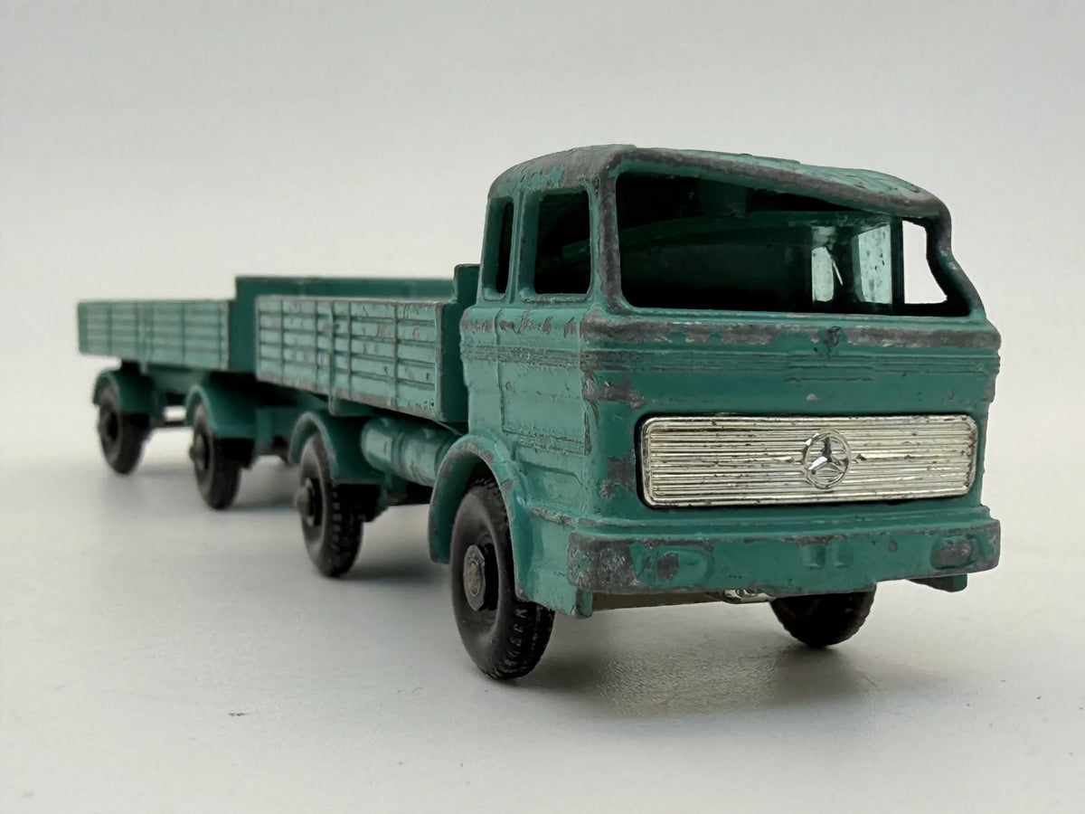 Ciężarówka Mercedes Trailer Matchbox 1971 Turkusowy 1:76 Made in England – zdjęcie 4
