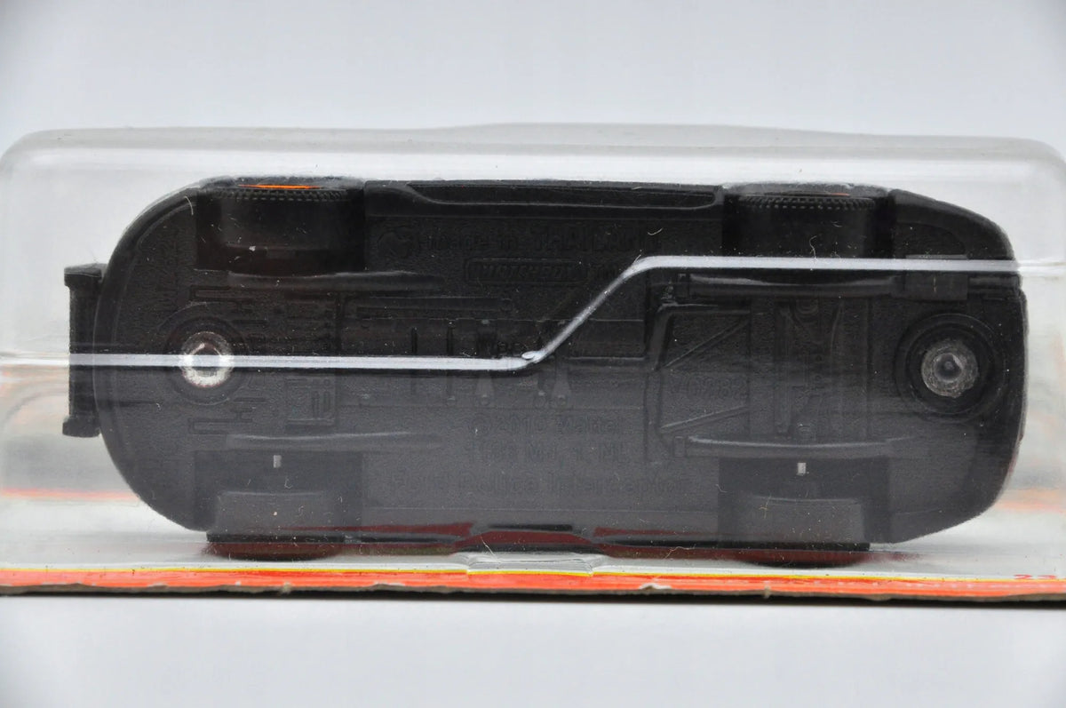 FORD POLICE INTERCEPTOR, Matchbox 2022 Die cast HLD04 Srebrny 1:64 Resoraki – zdjęcie 4