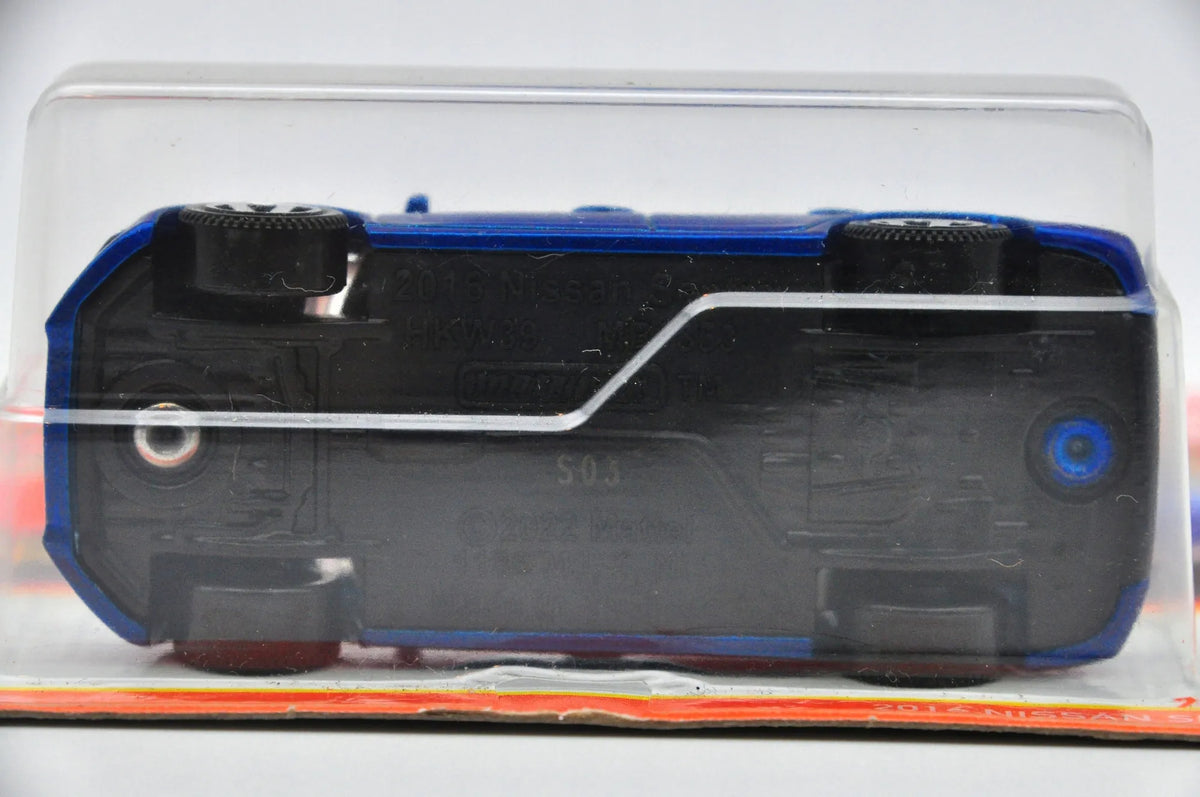 2016 Nissan Sentra Matchbox 2022 Niebieski 1:64 – zdjęcie 4