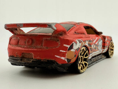 Custom 12 Ford Mustang Hot Wheels 2011 Czerwony 1:64 – zdjęcie 4