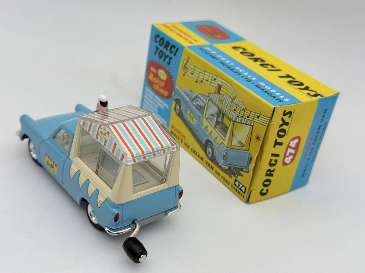 WALL'S ICE CREAM VAN ON FORD THAMES Corgi Jasnoniebieski 1:43 – zdjęcie 4