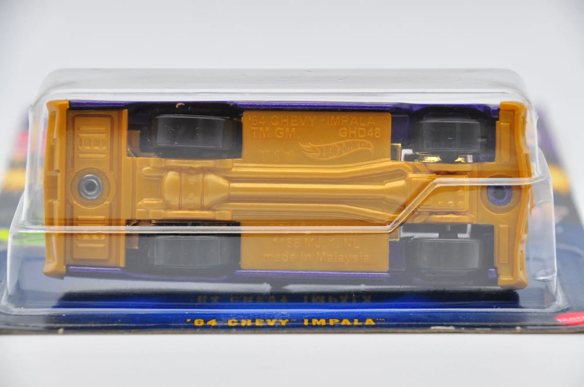 Chevrolet Impala 1965 Hot Wheels Fioletowy 1:64 – zdjęcie 4