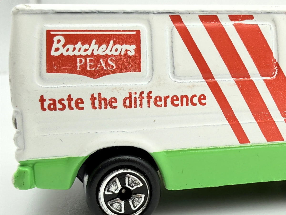 Ford Transit Batchelors Peas Corgi 1:64 – zdjęcie 4