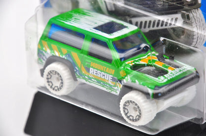 NISSAN PATROL CUSTOM Hot Wheels 2024 Die cast HTC89 Zielony, 1:64, Resoraki – zdjęcie 4