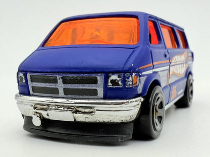 Dodge Van, Hot Wheels, die cast resoraki, 1:64 – zdjęcie 4