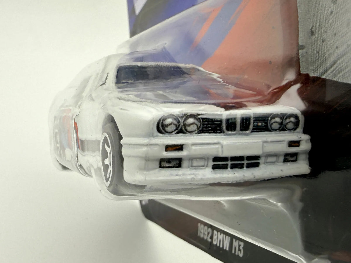 1992 BMW M3 SILVER Hot Wheels 2025 Biały 1:64 – zdjęcie 4