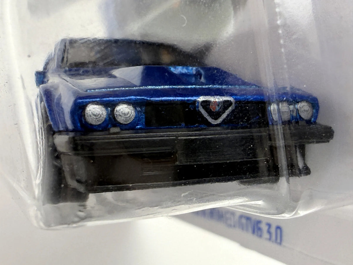 ALFA ROMEO GTV6 3.0, Hot Wheels 2024 Die cast HTF13 Niebieski 1:64 Resoraki – zdjęcie 4