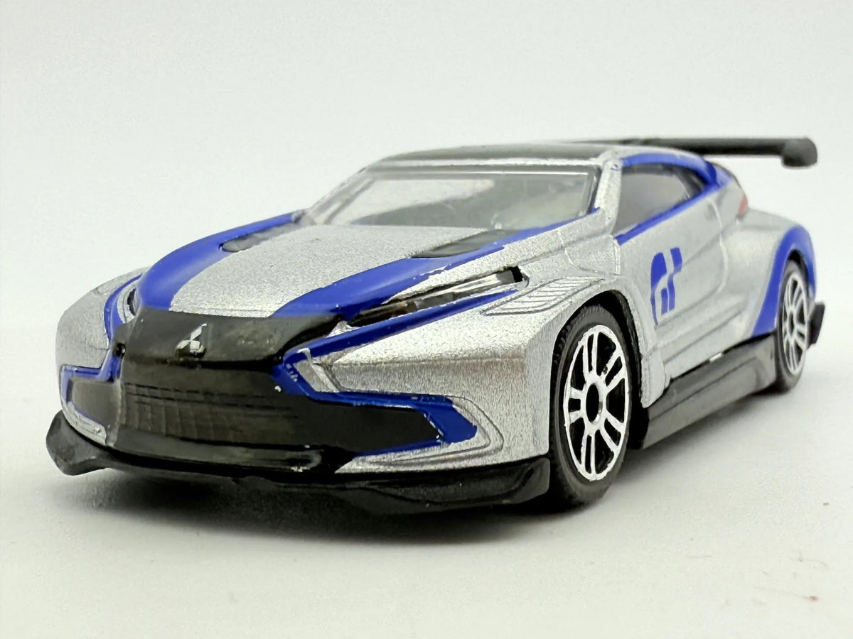 Mitsubishi Xr-Phev Vision Gran Turismo Majorette Srebrny 1:64 – zdjęcie 4