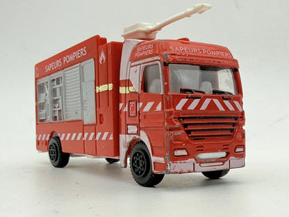 FIRE TRUCK SAPEURS POMPIERS (Straż pożarna) Die cast Czerwony 1:87 Resoraki – zdjęcie 4