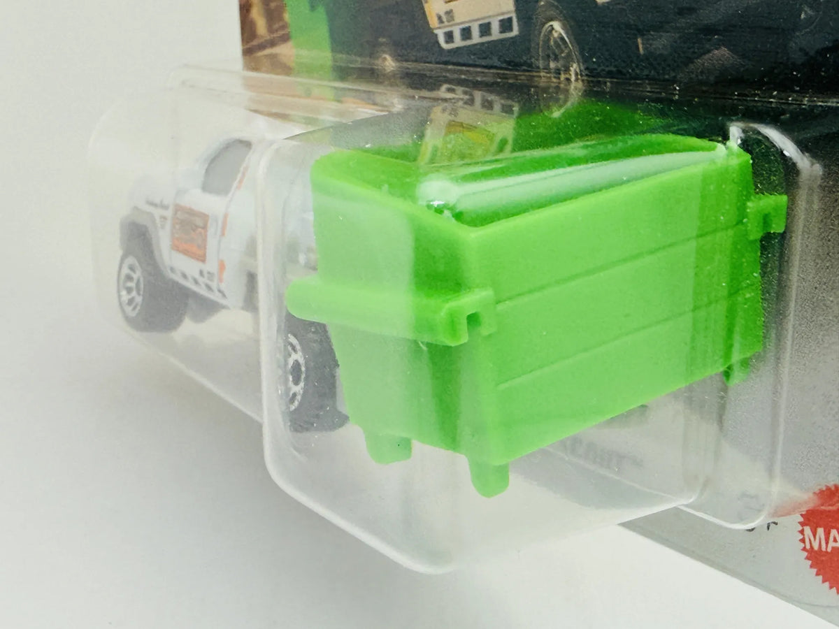 MBX Garbage Scout Matchbox 2024 Mainline 1:64 Śmieciarka Blister Biały – zdjęcie 4