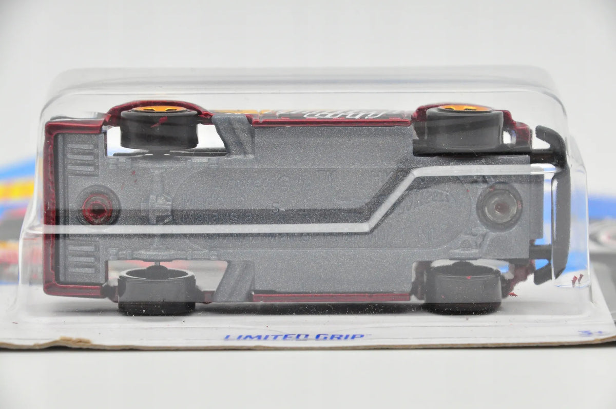 Mały Hatchback Z Lat 80. Czerwony 1:64 – zdjęcie 4