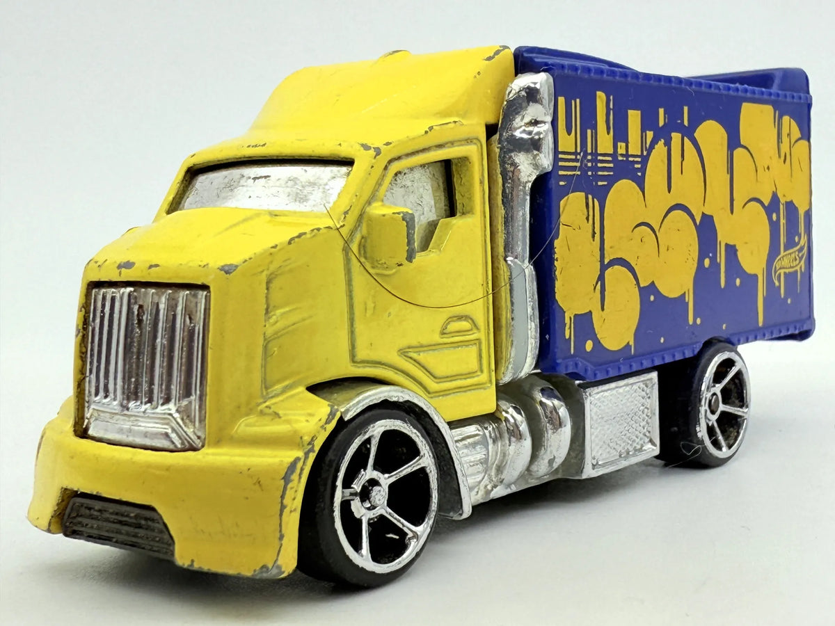 Hiway Hauler 2 Hot Wheels Żółty 1:64 – zdjęcie 4