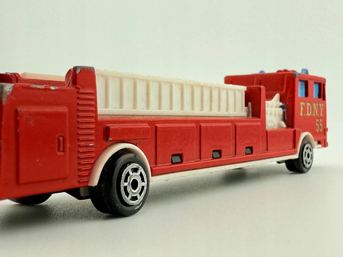 Pompier Grande Echelle Straż pożarna Majorette Czerwony 1:86 – zdjęcie 4