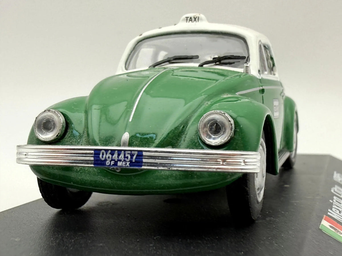VOLKSWAGEN BEETLE TAXI MEXICO CITY 1985, AmerCom 1985 Zielony 1:43 Resoraki – zdjęcie 4
