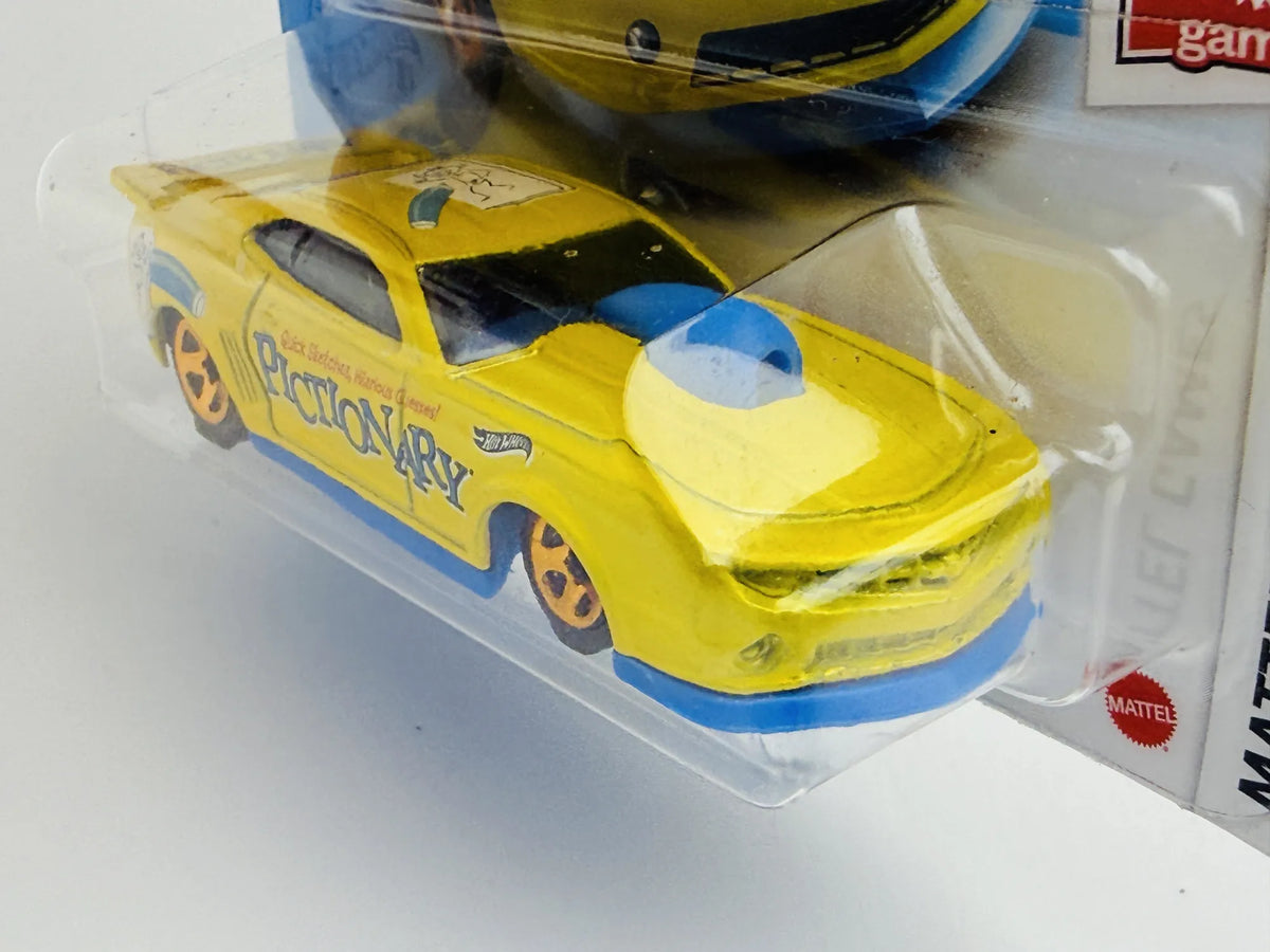 '10 Pro Stock Camaro Hot Wheels 2021 1:64 PICTIONARY Żółty – zdjęcie 4