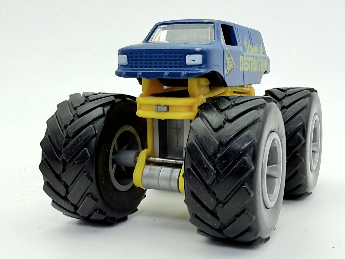 School Of Destruction Hot Wheels Niebieski 1:64 – zdjęcie 5