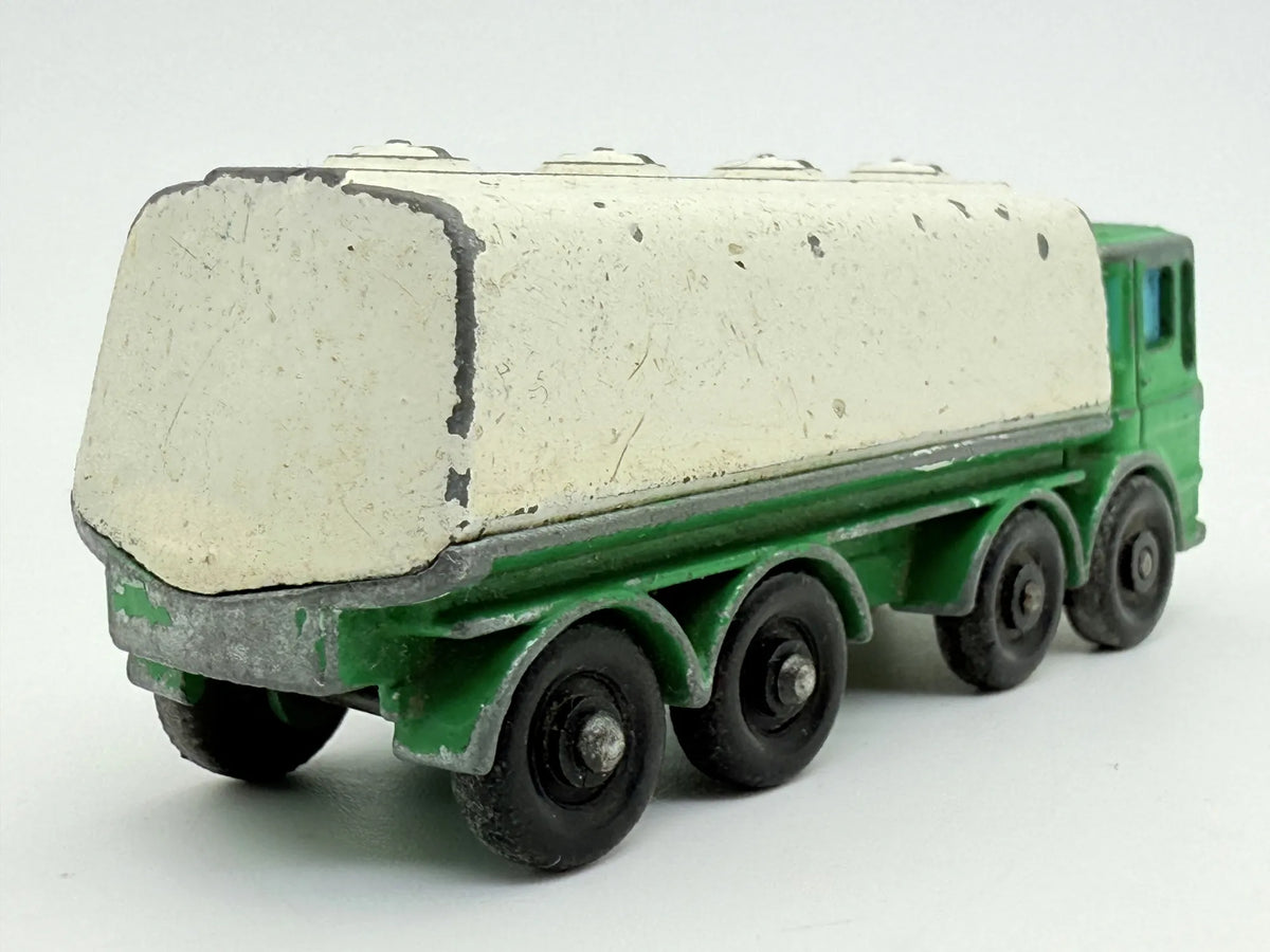 Leyland Petrol Tanker, Matchbox, made in England, die cast resoraki, 1:64 – zdjęcie 5