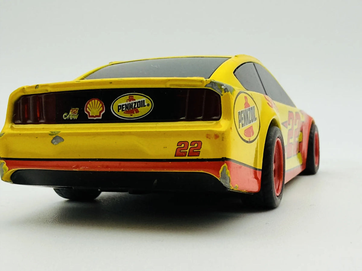 Ford Mustang Gt BRANDBASE HW Speed Graphics 1:64 PENNZOIL Luzak Żółty – zdjęcie 5