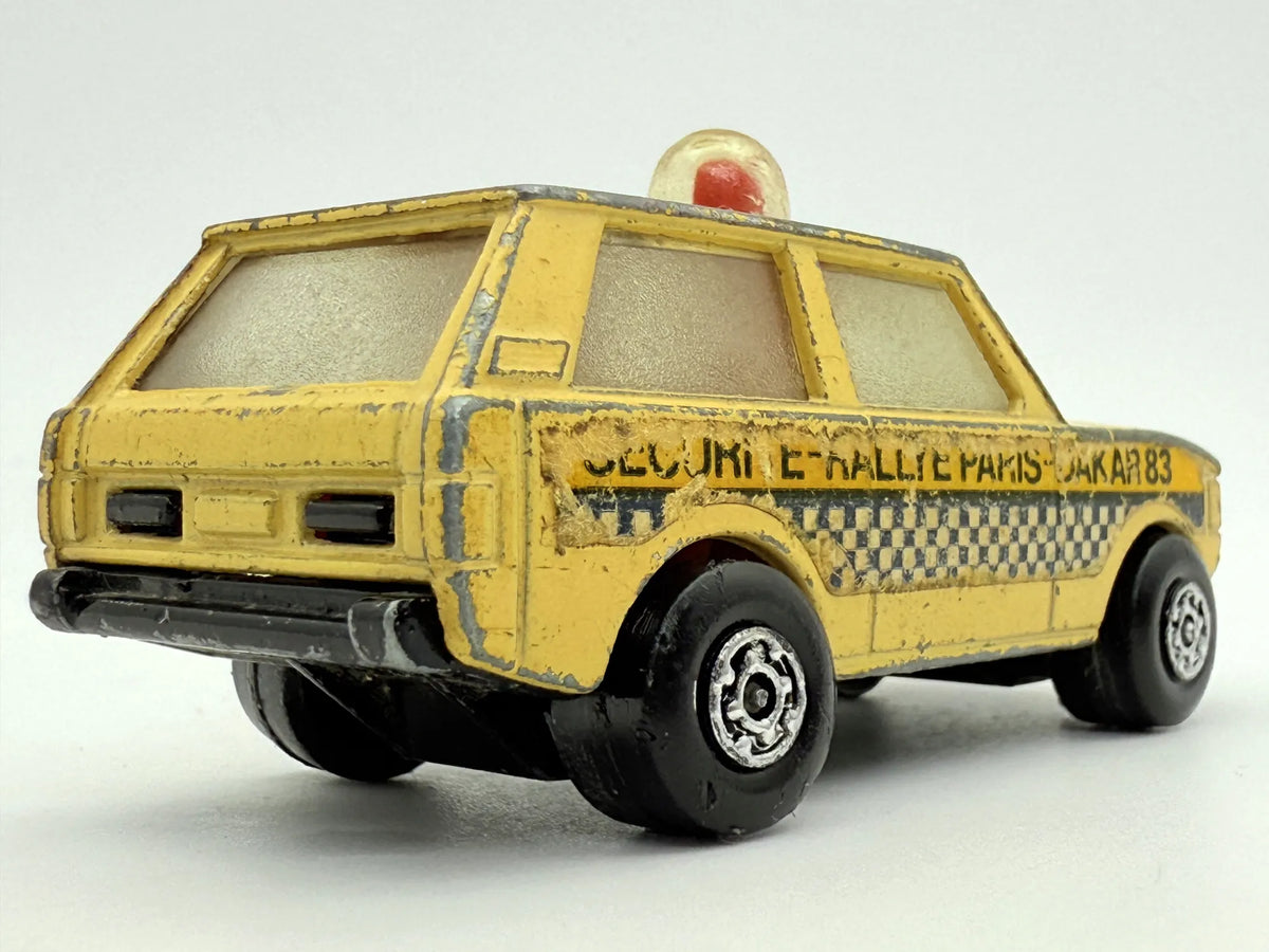 Police Patrol Matchbox Żółty 1:64 Made in Anglia – zdjęcie 5