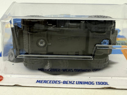 MERCEDES-BENZ UNIMOG 1300L HW Haulers Hot Wheels 2023 Niebieski 1:64 – zdjęcie 5