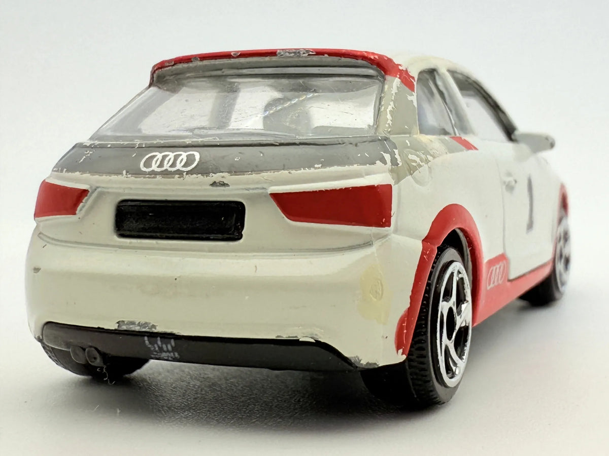 Audi A1 Majorette Biały 1:58 – zdjęcie 5