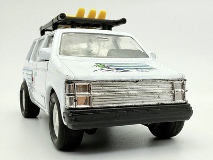 Dodge Caravan, Travel Machine, Resoraki, die cast 1:43 – zdjęcie 5