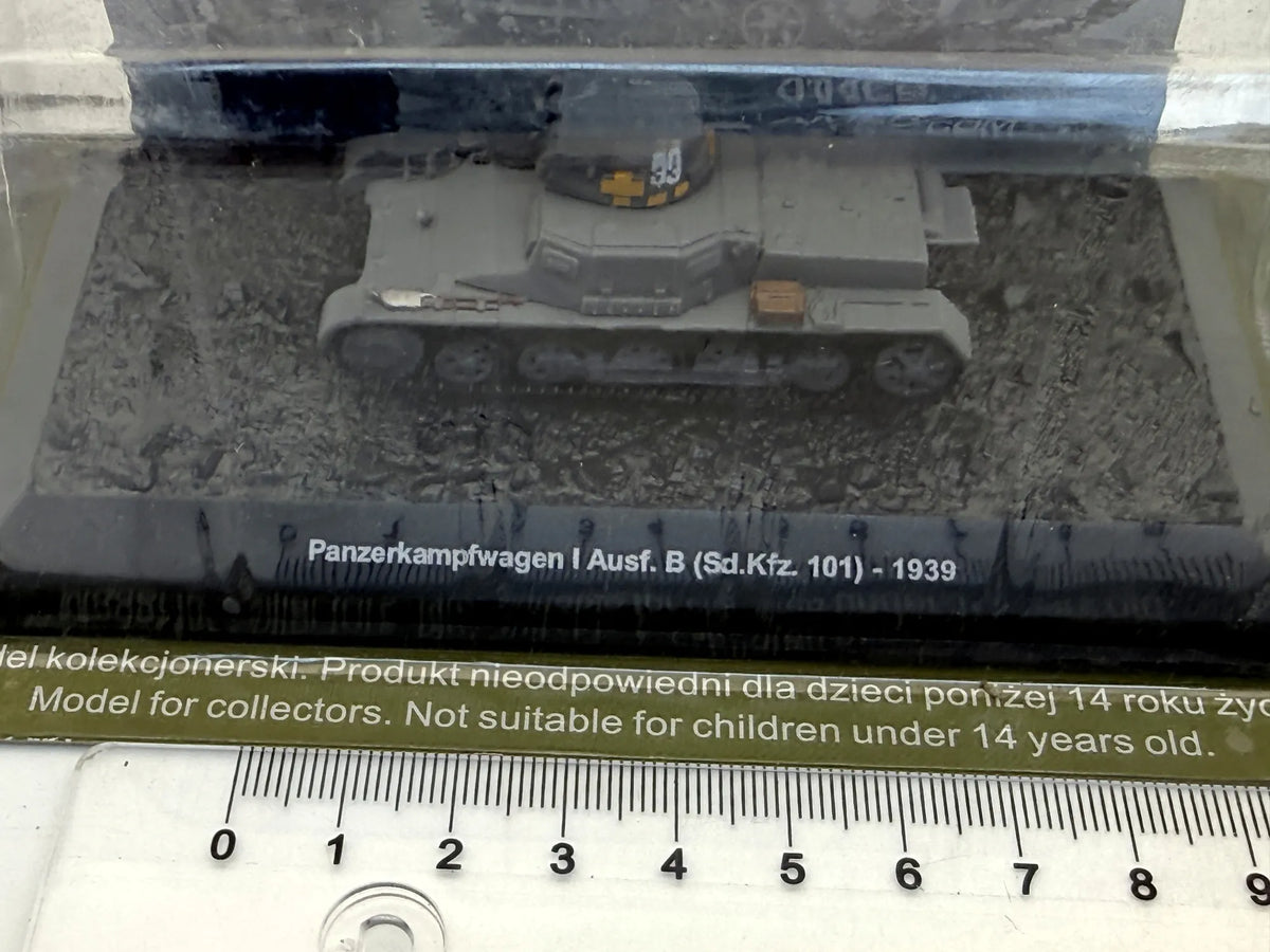 Czołg Panzerkampfwagen I Ausf. B Tanks of the World AmerCom Szary 1:72 – zdjęcie 5