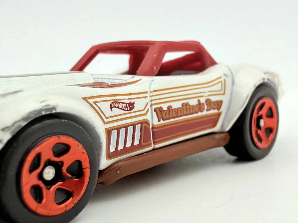 69 Corvette Racer Hot Wheels Biała 1:64 – zdjęcie 5