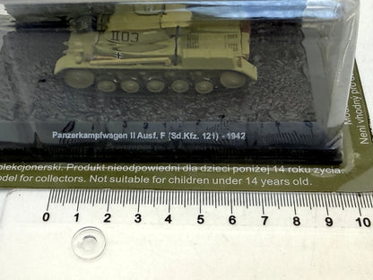 Czołg Panzerkampfwagen Ii Ausf. F Sd.Kfz. 121 - 1942 AmerCom Oliwkowy 1:72 – zdjęcie 5