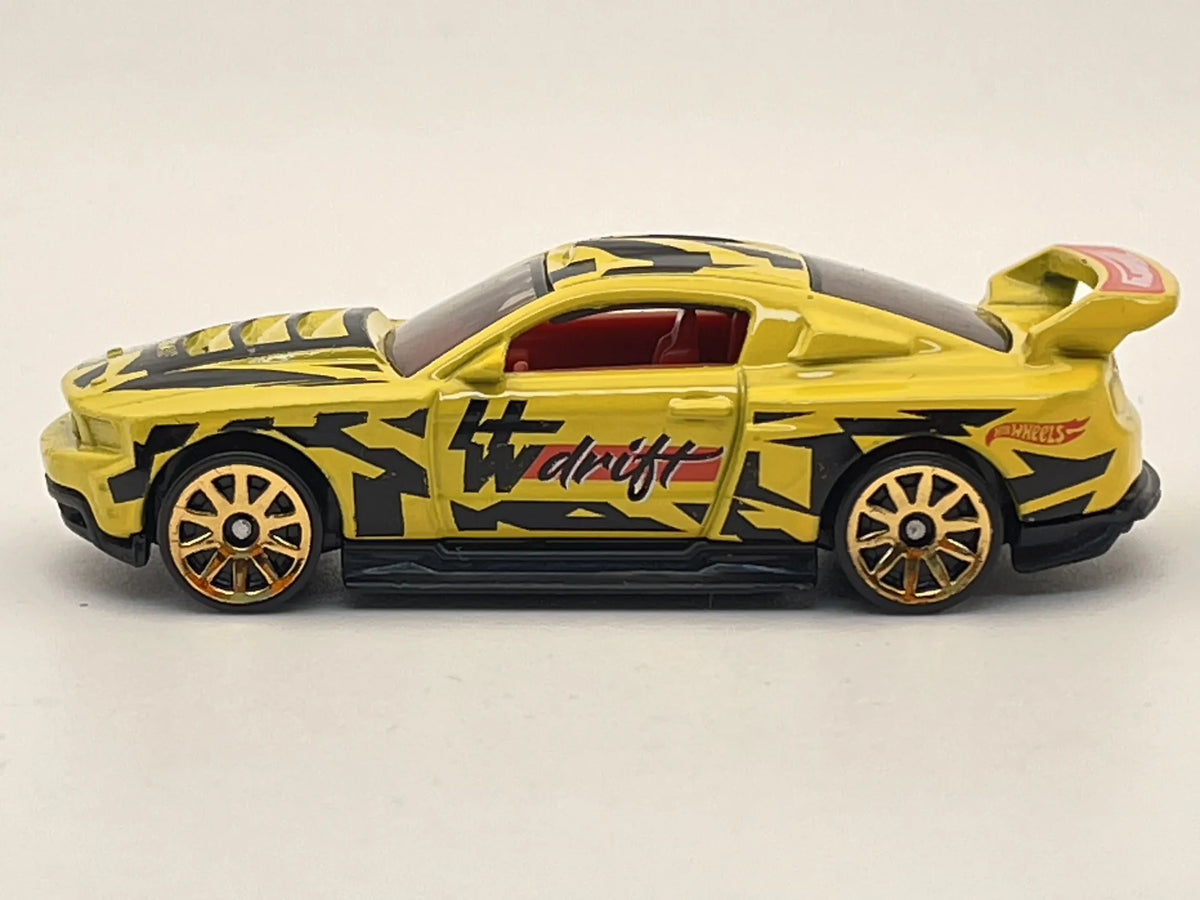 Custom '12 Ford Mustang Drift, Hot Wheels 2011, Die cast 1:64, żółty – zdjęcie 5