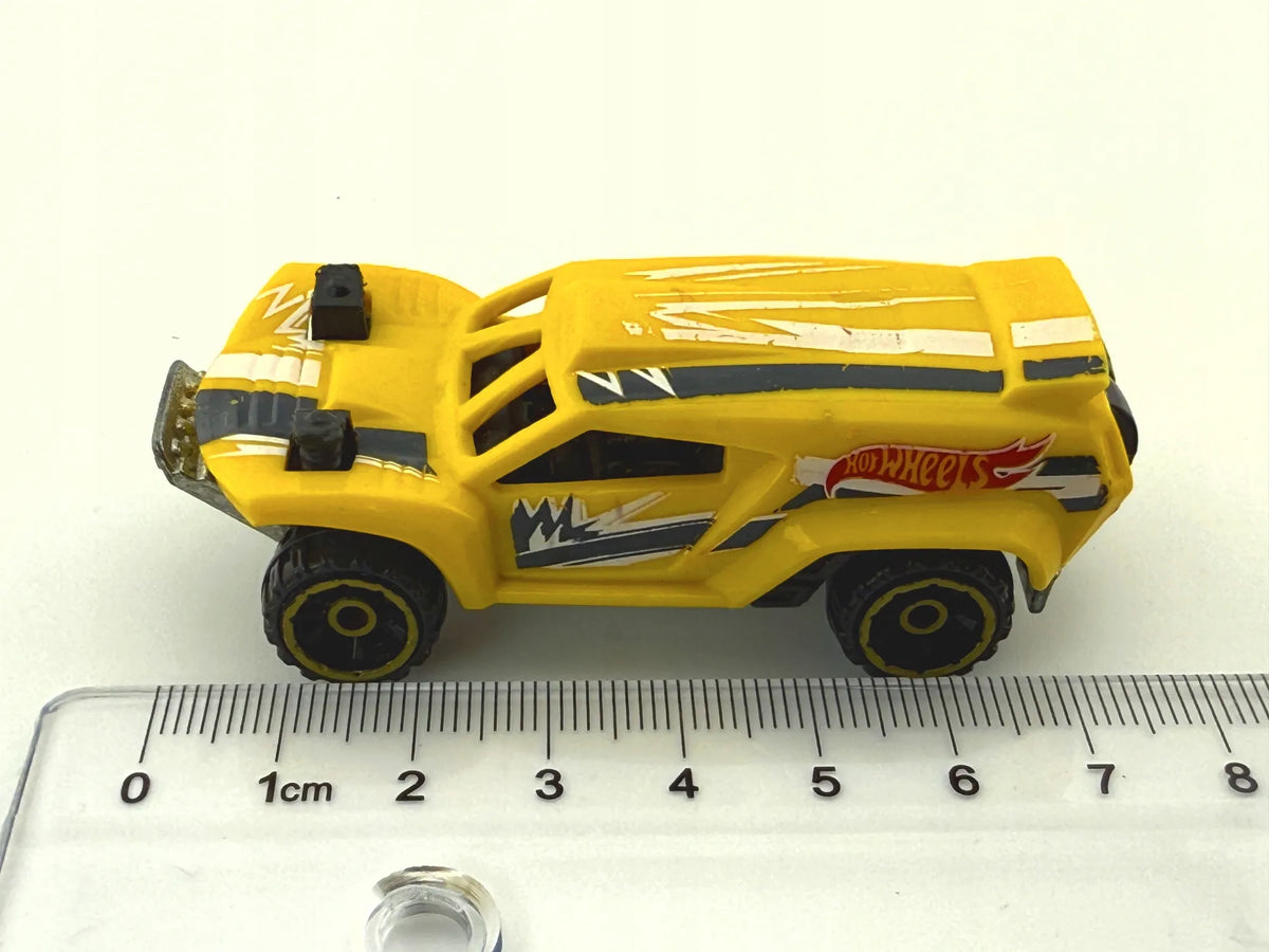 Dune Crusher Mainline Hot Wheels 2013 Żółty 1:64 – zdjęcie 5