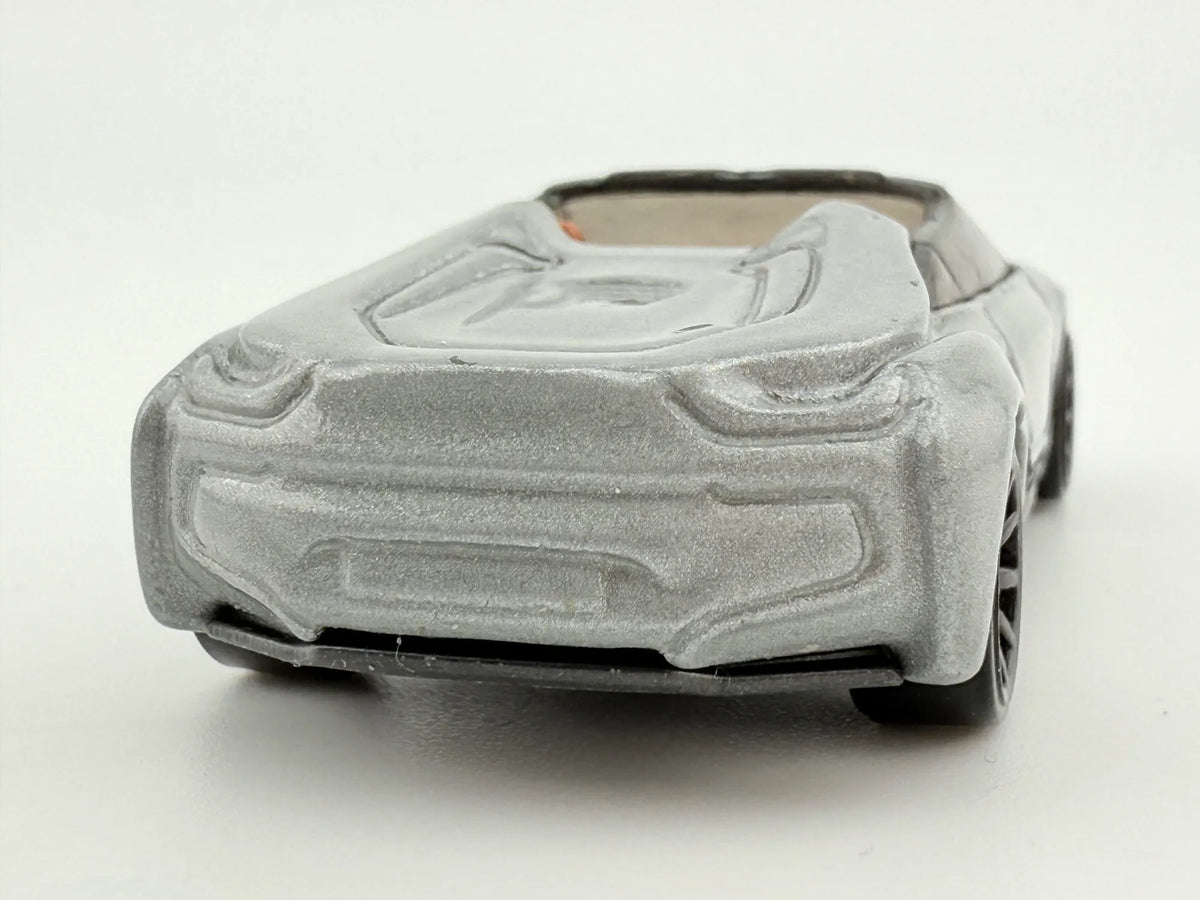 BMW i8 ROADSTER, Hot Wheels 2018, Die cast FXB49, Srebrny, 1:64, Resoraki – zdjęcie 5