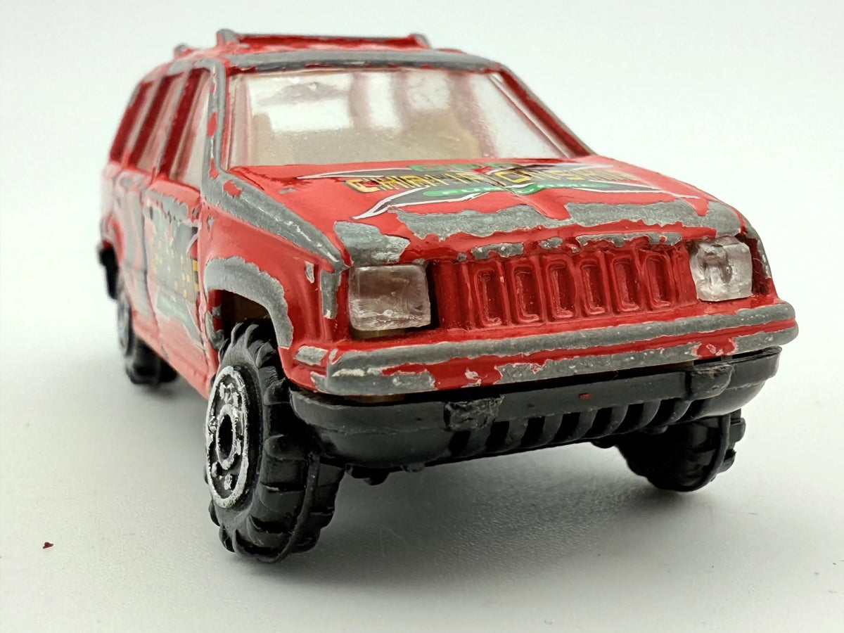 Suv Czerwony 1:64 – zdjęcie 5