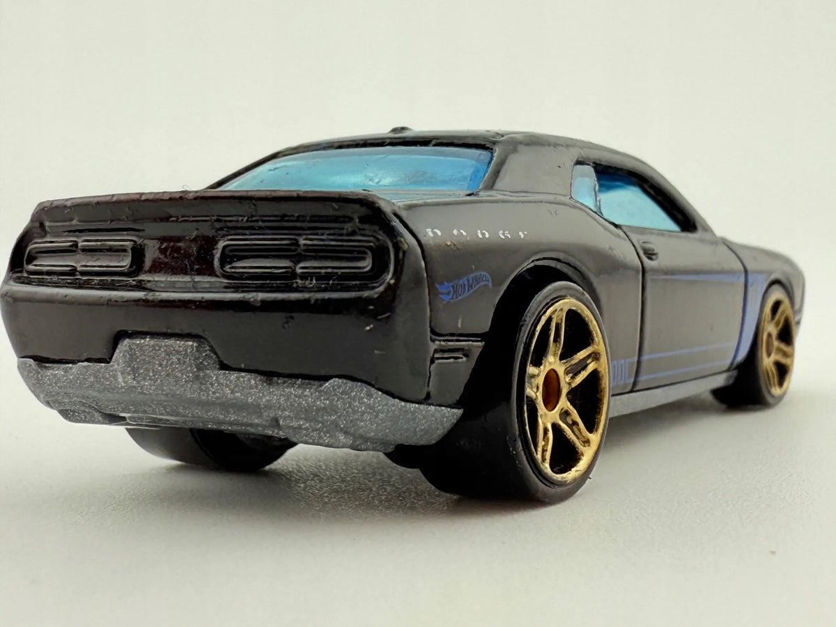 Dodge Challenger Srt8 Hot Wheels Czarny 1:64 – zdjęcie 5