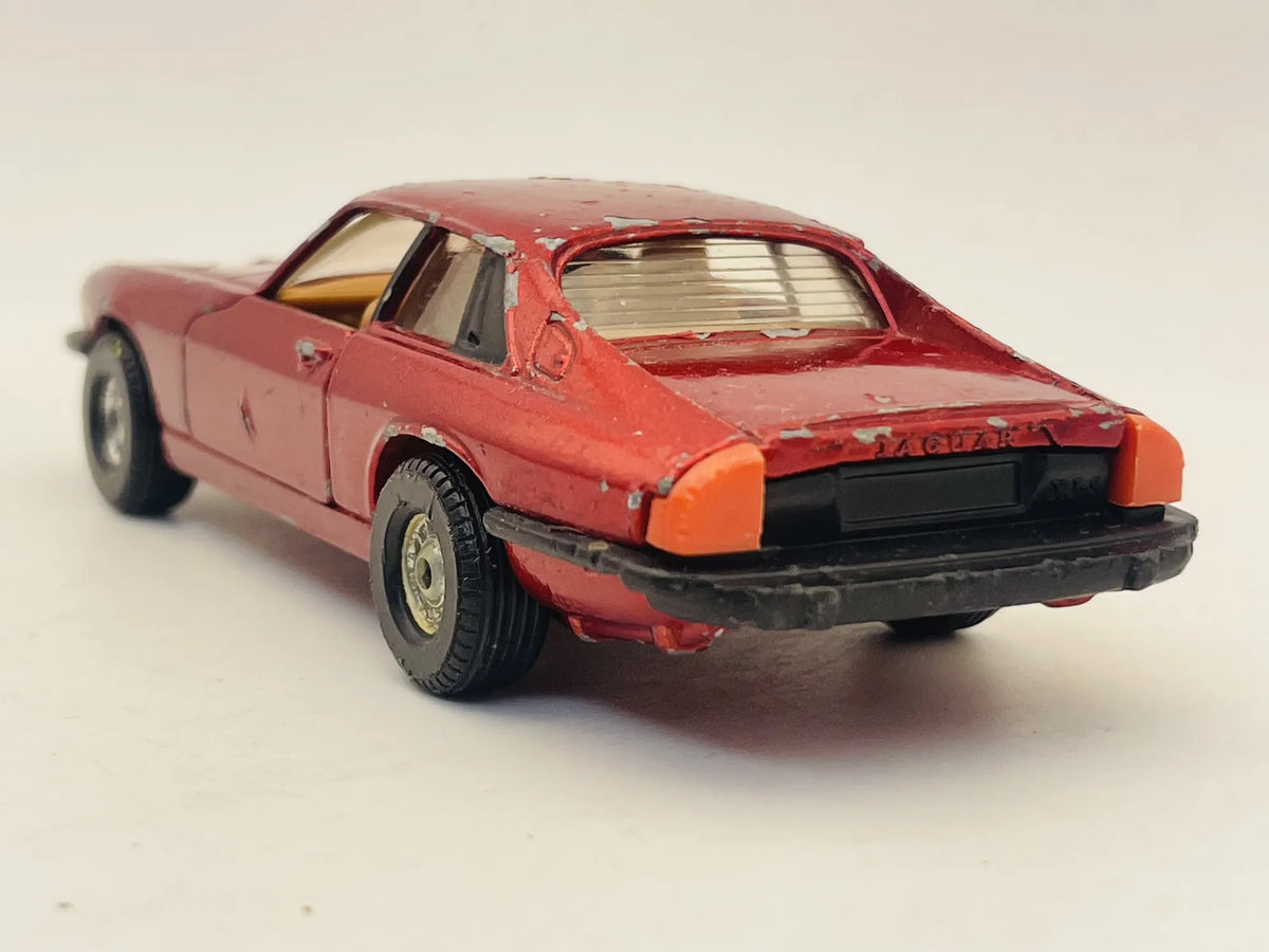 Jaguar XJS Corgi '70 Czerwony 1:38 Made in Gt Britain 2xMetal – zdjęcie 5