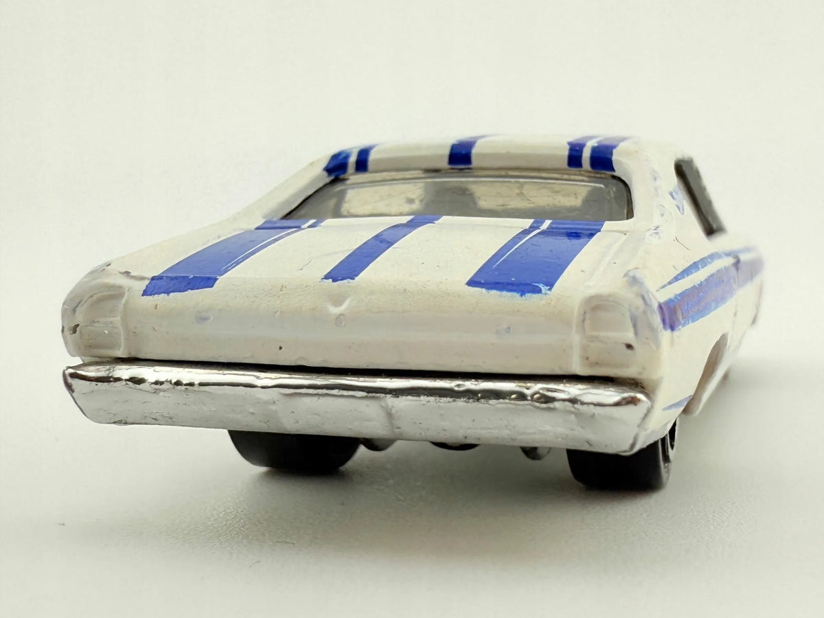 '69 CHEVELLE SS 396 TM GM, Hot Wheels 2007, Resoraki, Die cast, Biały, 1:64 – zdjęcie 5