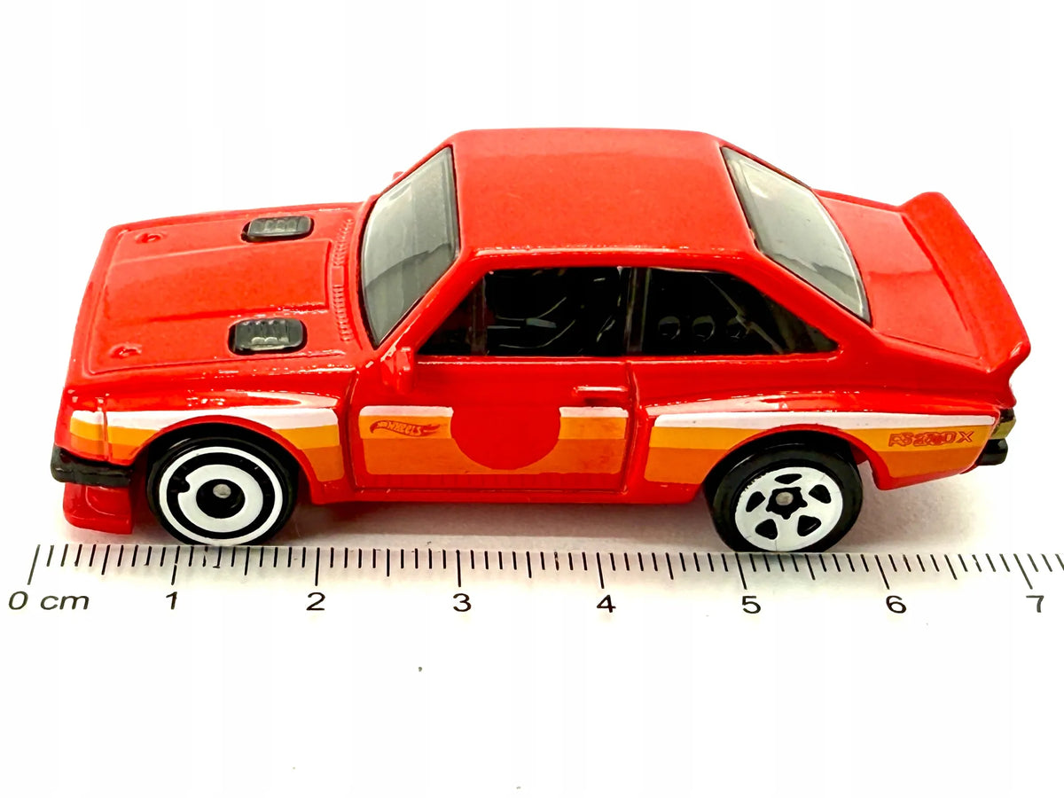 Ford Escort Rs2000 Hot Wheels 2022 Czerwony 1:64 – zdjęcie 5
