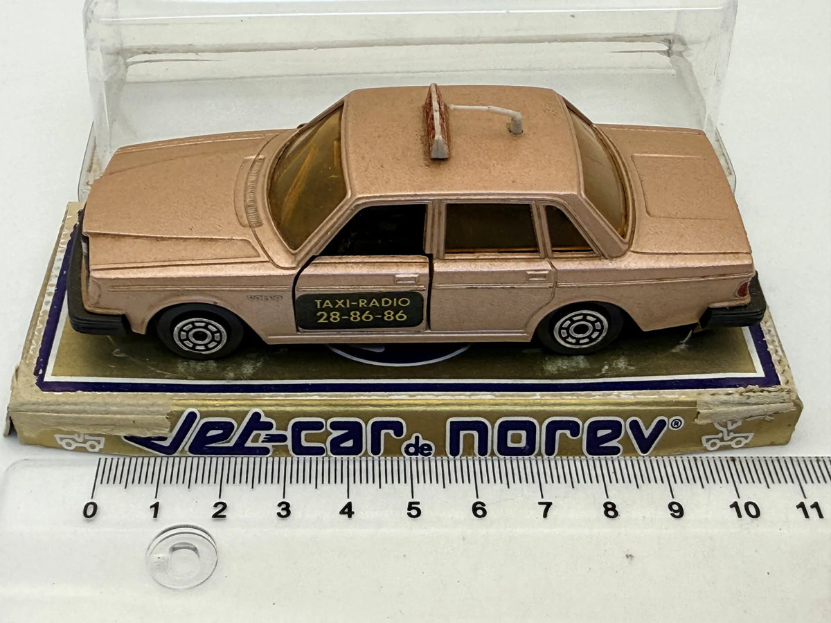 VOLVO 264 TAXI Norev Jet Car '80 Złoty Różowy 1:43 Made in France – zdjęcie 5