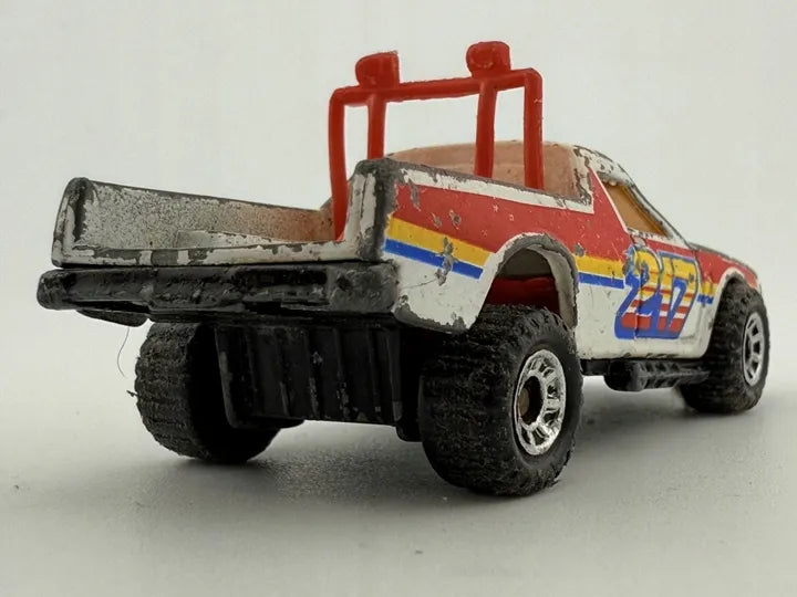 Toyota Hilux 4X4 Mainline Majorette Biały 1:57 Made in France – zdjęcie 5