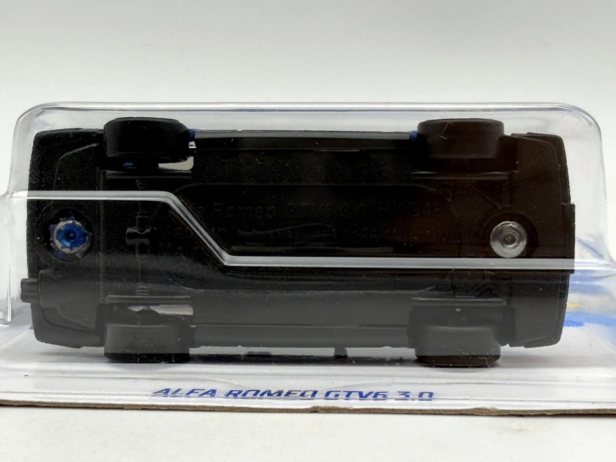 ALFA ROMEO GTV6 3.0, Hot Wheels 2024 Die cast HTF13 Niebieski 1:64 Resoraki – zdjęcie 5
