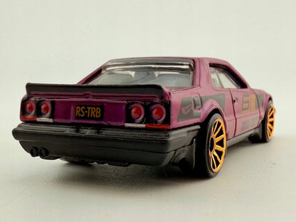'82 Nissan Skyline R30 Hot Wheels 2017 Fioletowy 1:64 – zdjęcie 5