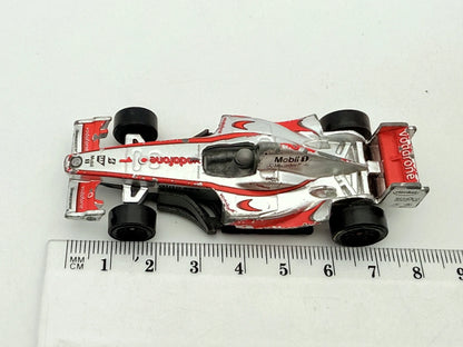 Formuła 1 Hot Wheels Srebrny 1:64 – zdjęcie 5
