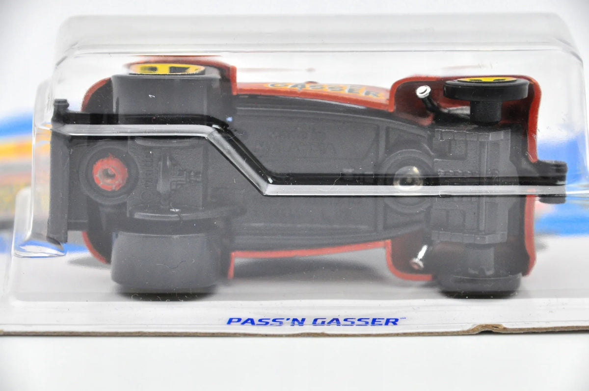 Pass'N Gasser Hot Wheels 2023 Czerwony 1:64 – zdjęcie 5
