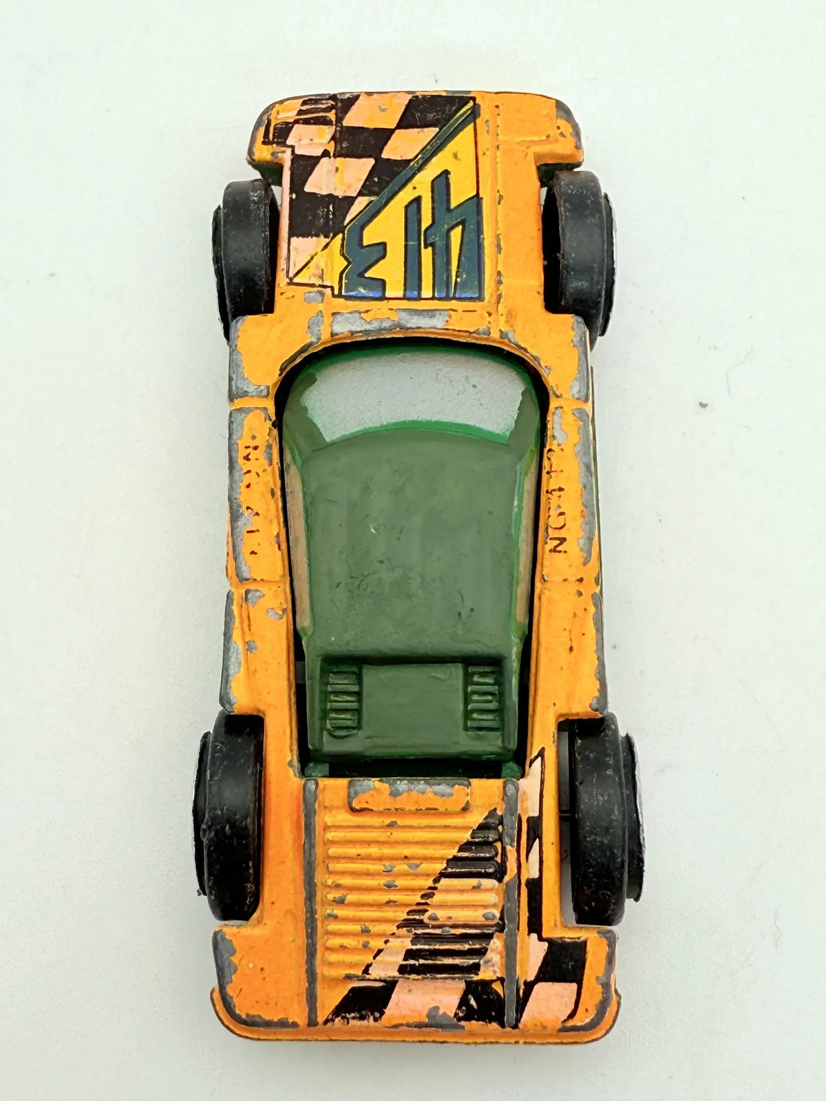Sportowe Coupe Pomarańczowy 1:64 – zdjęcie 5