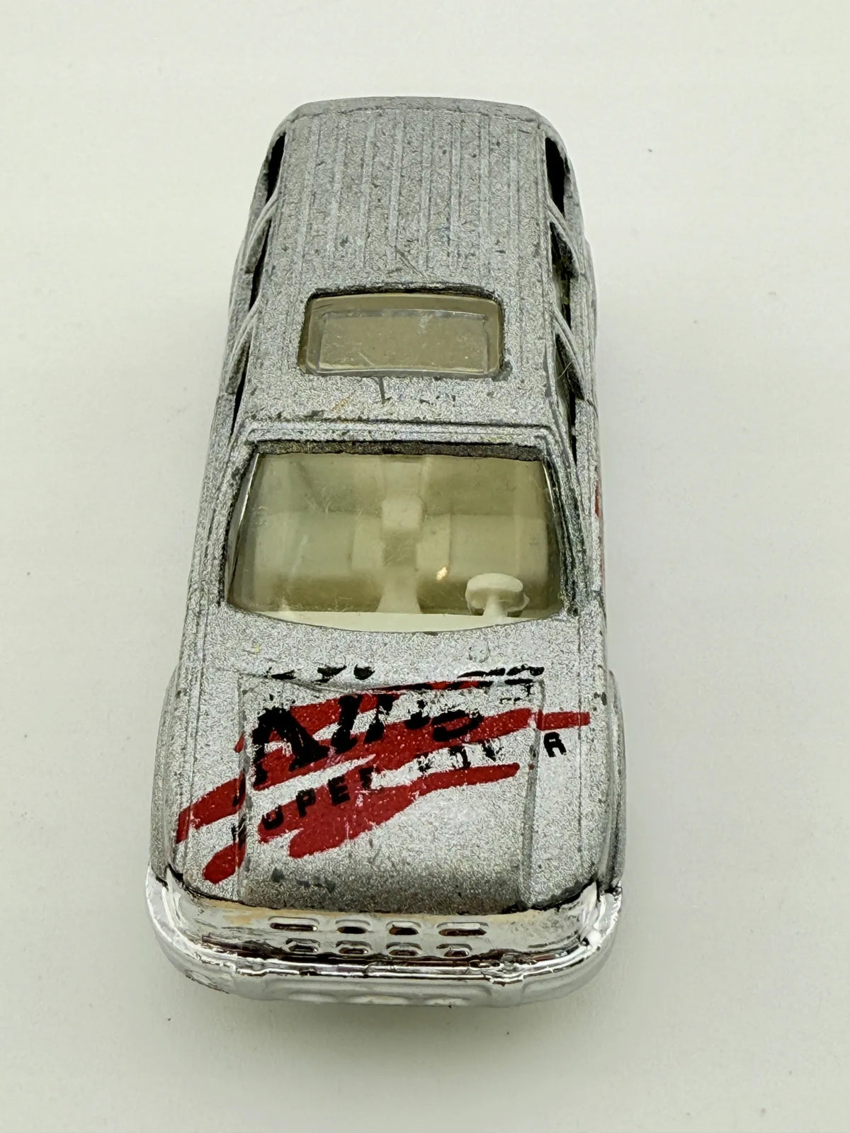 Dodge Nitro Majorette Srebrny 1:64 – zdjęcie 5